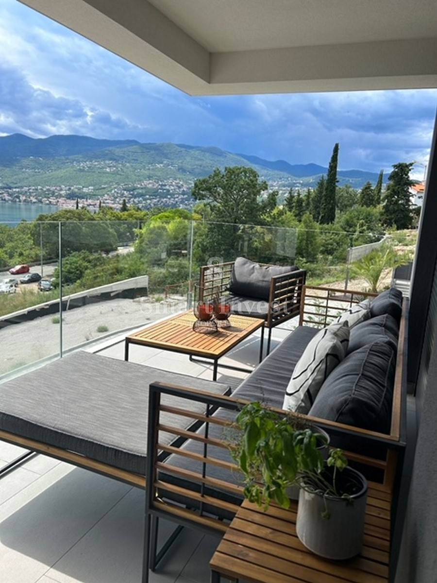 RIJEKA - BIVIO, 3-s stanovanje s panoramskim pogledom na morje