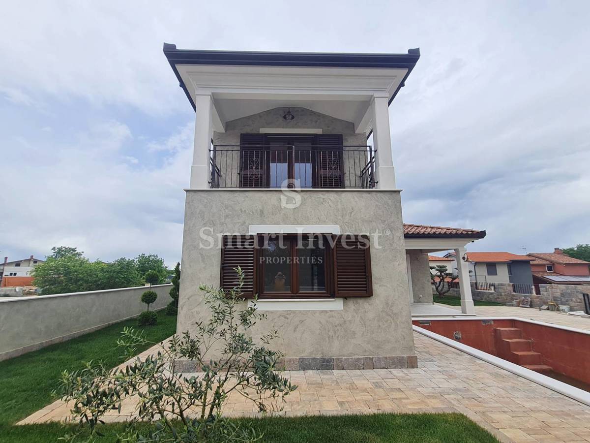 ISTRA - BUJE, nova vila z bazenom v bližini slovenske meje