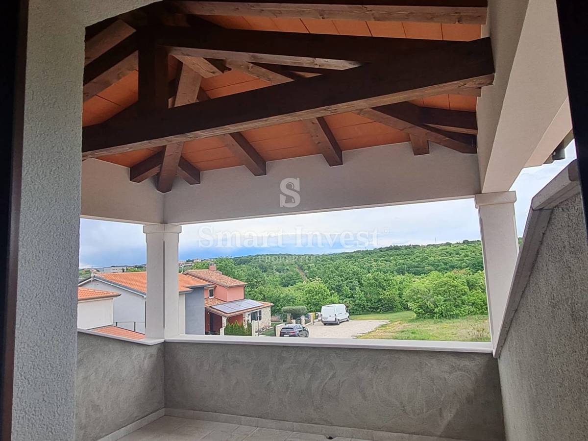 ISTRA - BUJE, nova vila z bazenom v bližini slovenske meje