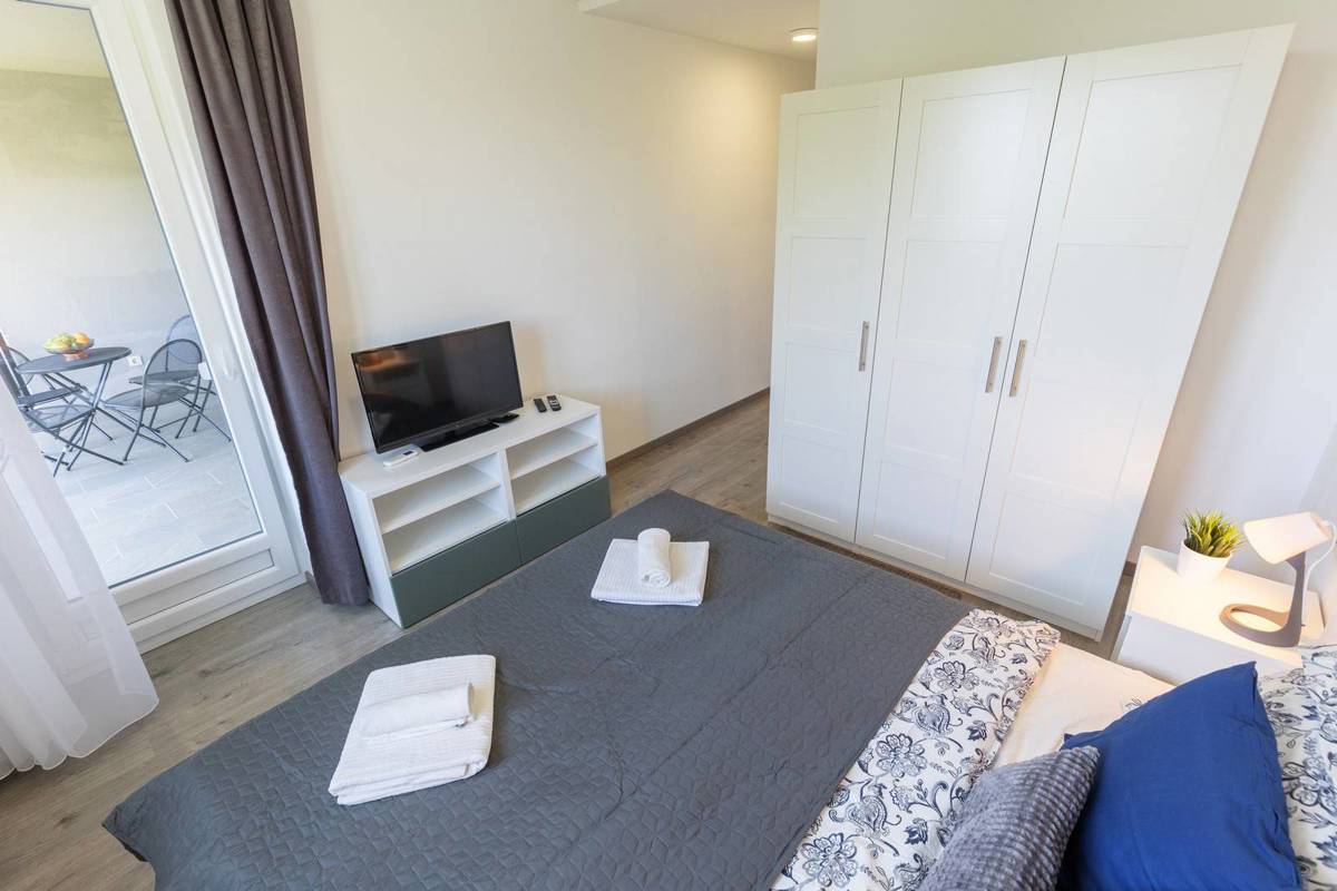 OPATIJA - POBRI, 4-sobno stanovanje s pogledom na morje