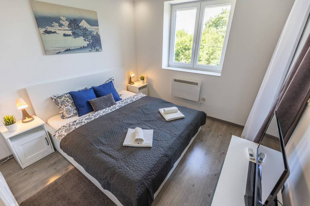 OPATIJA - POBRI, 4-sobno stanovanje s pogledom na morje