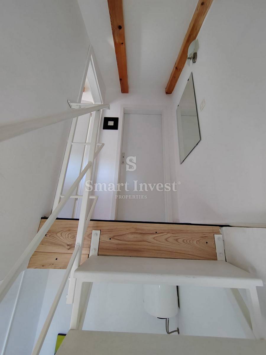 ROVINJ, prodamo dve garsonjeri