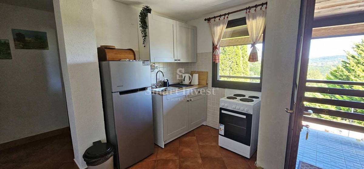 GORSKI KOTAR - VRBOVSKO, hiša z bazenom in zemljiščem 6200 m2