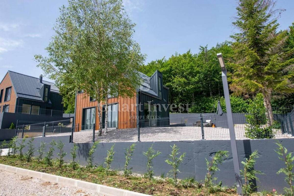 GORSKI KOTAR, moderna gorska hiša za počitnice in investicijo