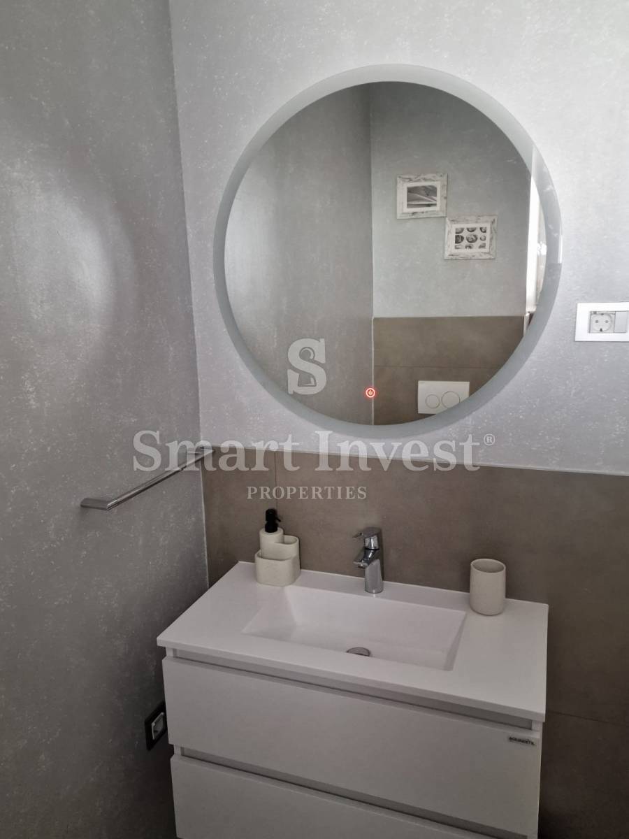 OPATIJA - BREGI, stanovanje s teraso, pogledom na morje, bazenom in parkiriščem