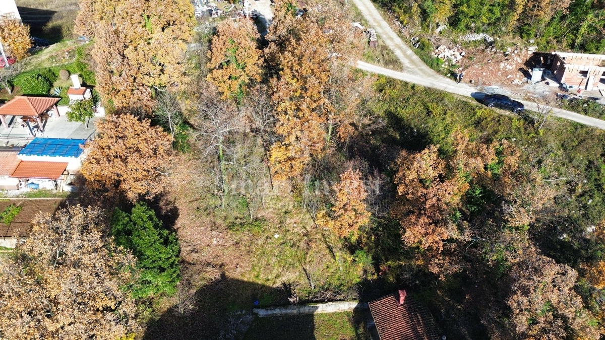 OPATIJA - BREGI, zemljišče s pogledom na morje za gradnjo dveh vil