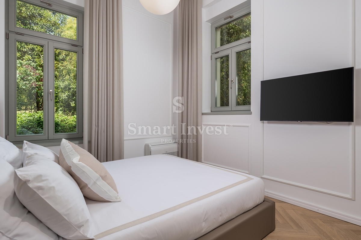 OPATIJA – CENTER, luksuzno stanovanje ob morju s teraso v prenovljeni vili