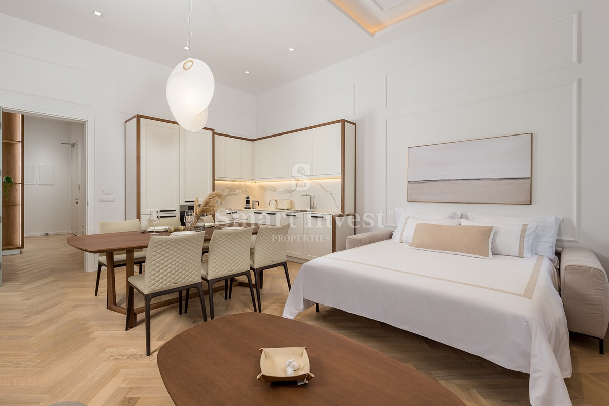 OPATIJA – CENTER, luksuzno stanovanje ob morju s teraso v prenovljeni vili