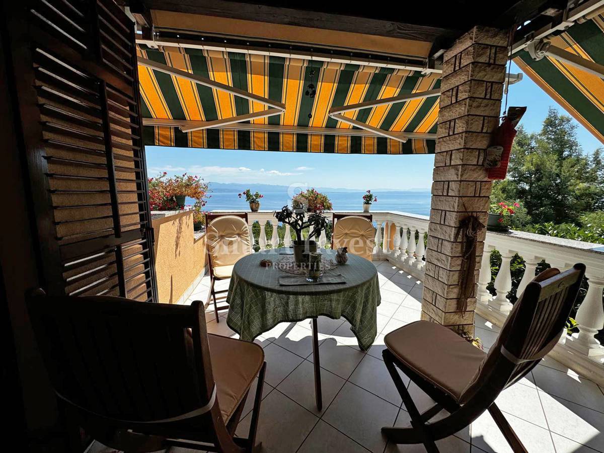 LOVRAN, očarljiva hiša s čudovitim pogledom na morje