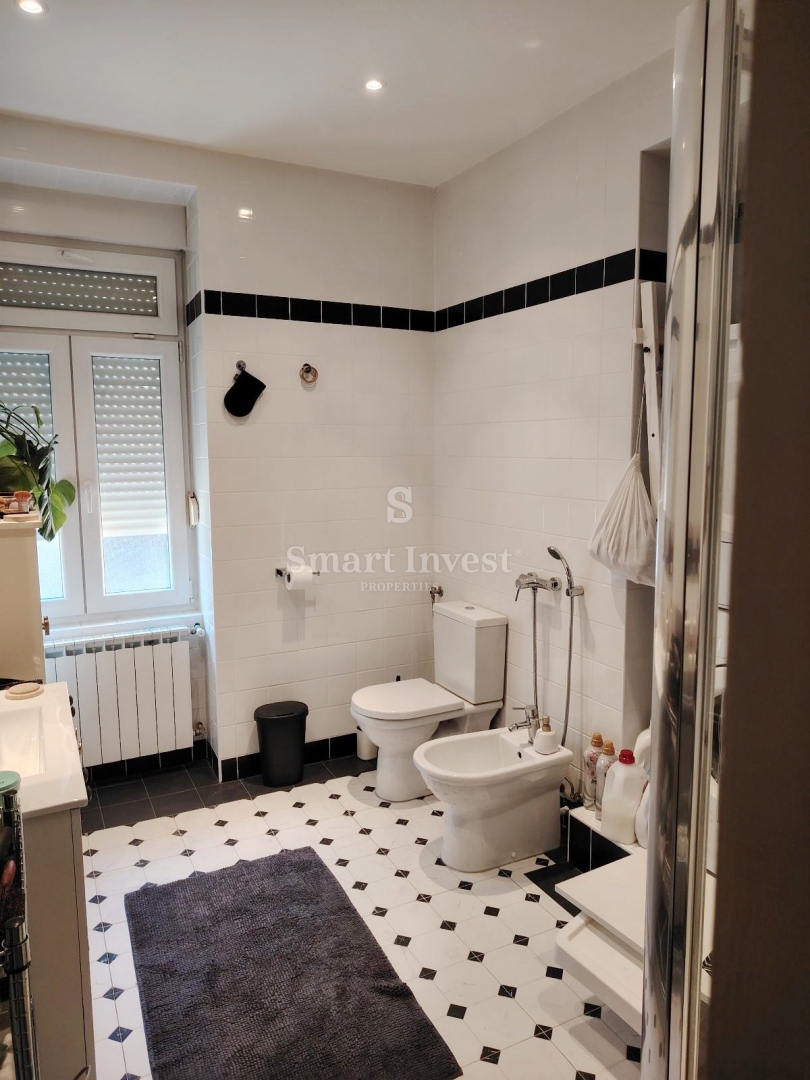 OPATIJA, prostorno stanovanje z balkonom in pogledom na morje