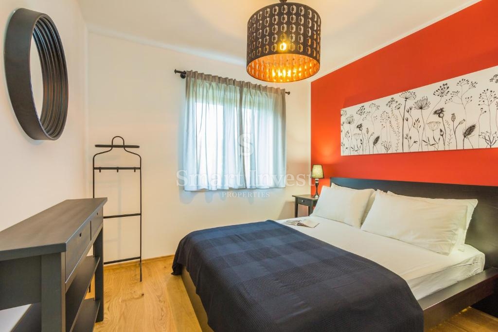 IKA - OPRIĆ, vila s 4 apartmaji in panoramskim pogledom na morje