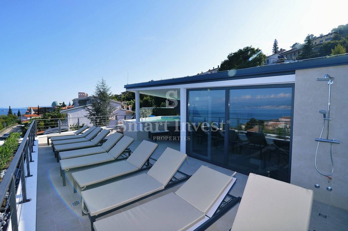 OPATIJA - CENTER, Luxury villa with 6 apartment and sea view