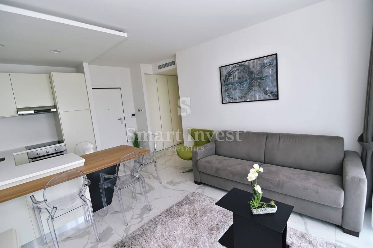 OPATIJA - CENTER, Luxury villa with 6 apartment and sea view