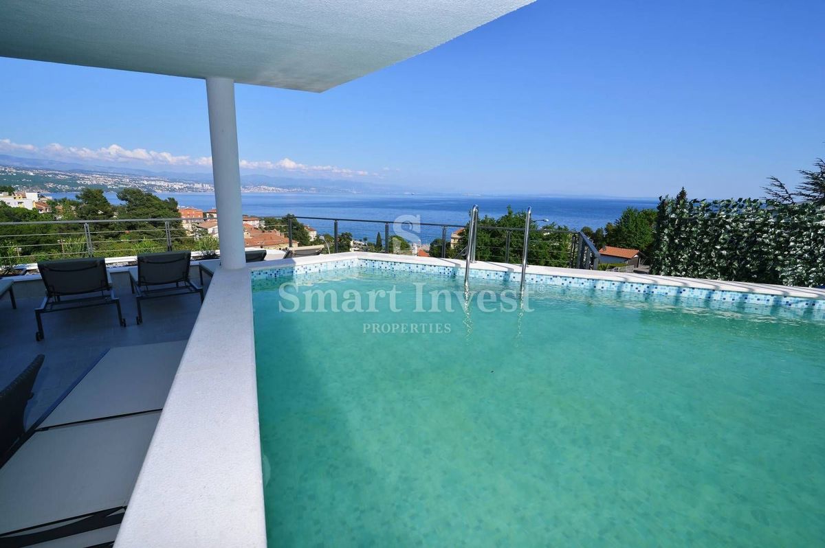 OPATIJA - CENTER, Luxury villa with 6 apartment and sea view