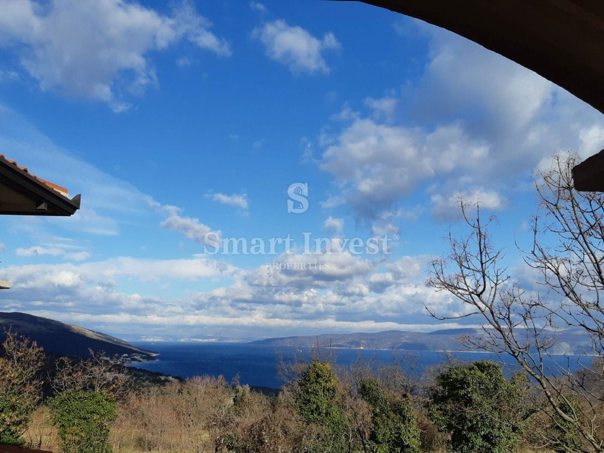 ISTRIA - RABAC vicinity, Detached house of 515 m2 near the sea