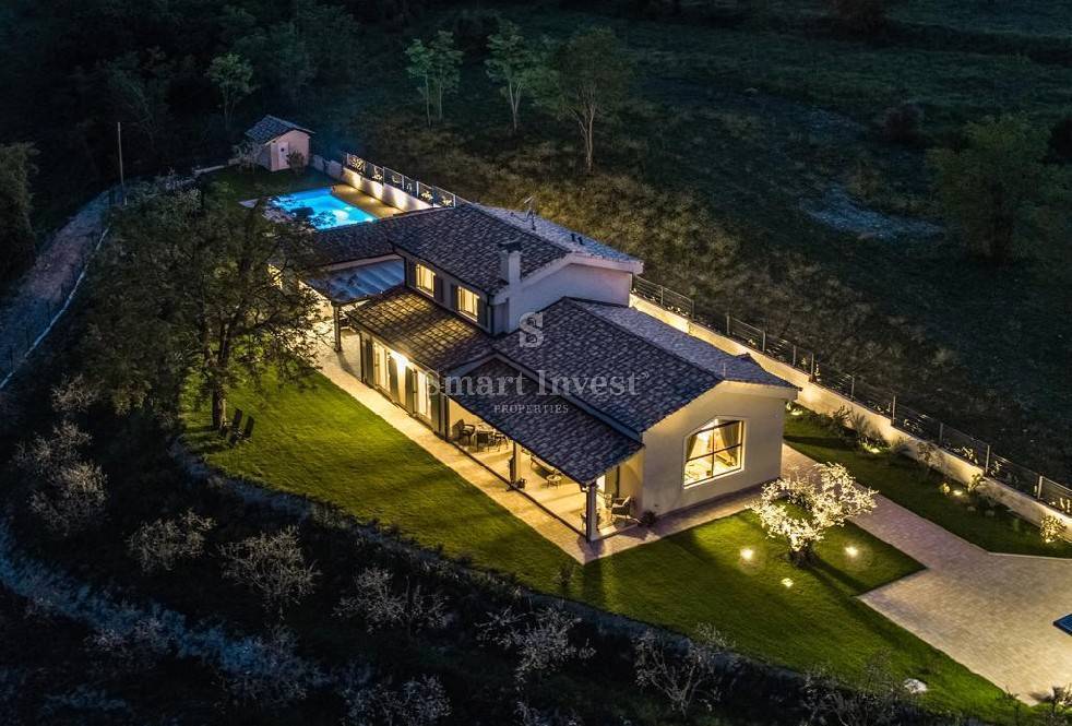 Hiša Grožnjan, 220m2