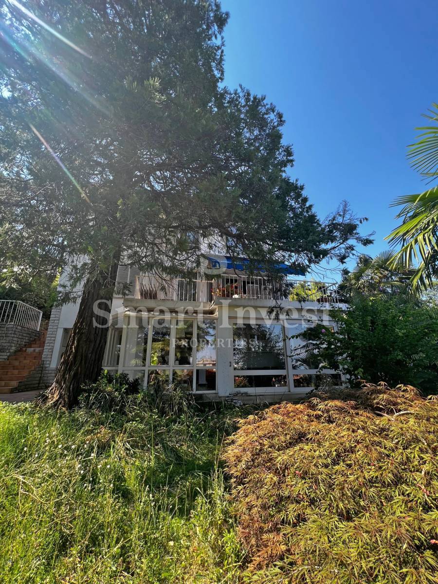 OPATIJA - CENTER, Samostojna hiša s pogledom na morje, blizu morja