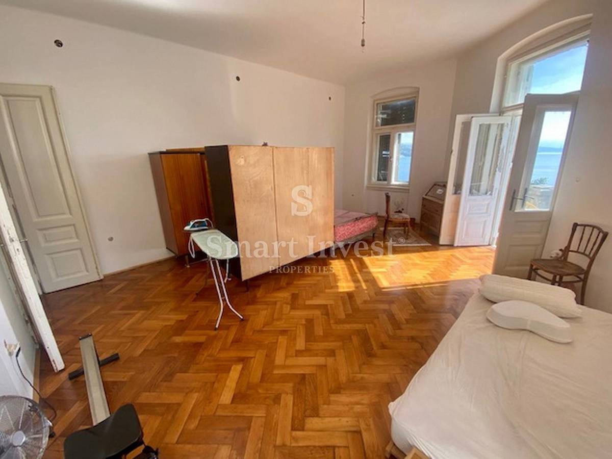 OPATIJA, dvoetažno stanovanje ob morju, prodamo