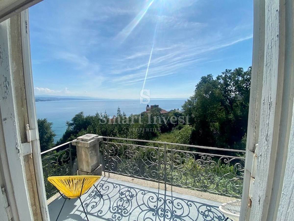 OPATIJA, dvoetažno stanovanje ob morju, prodamo