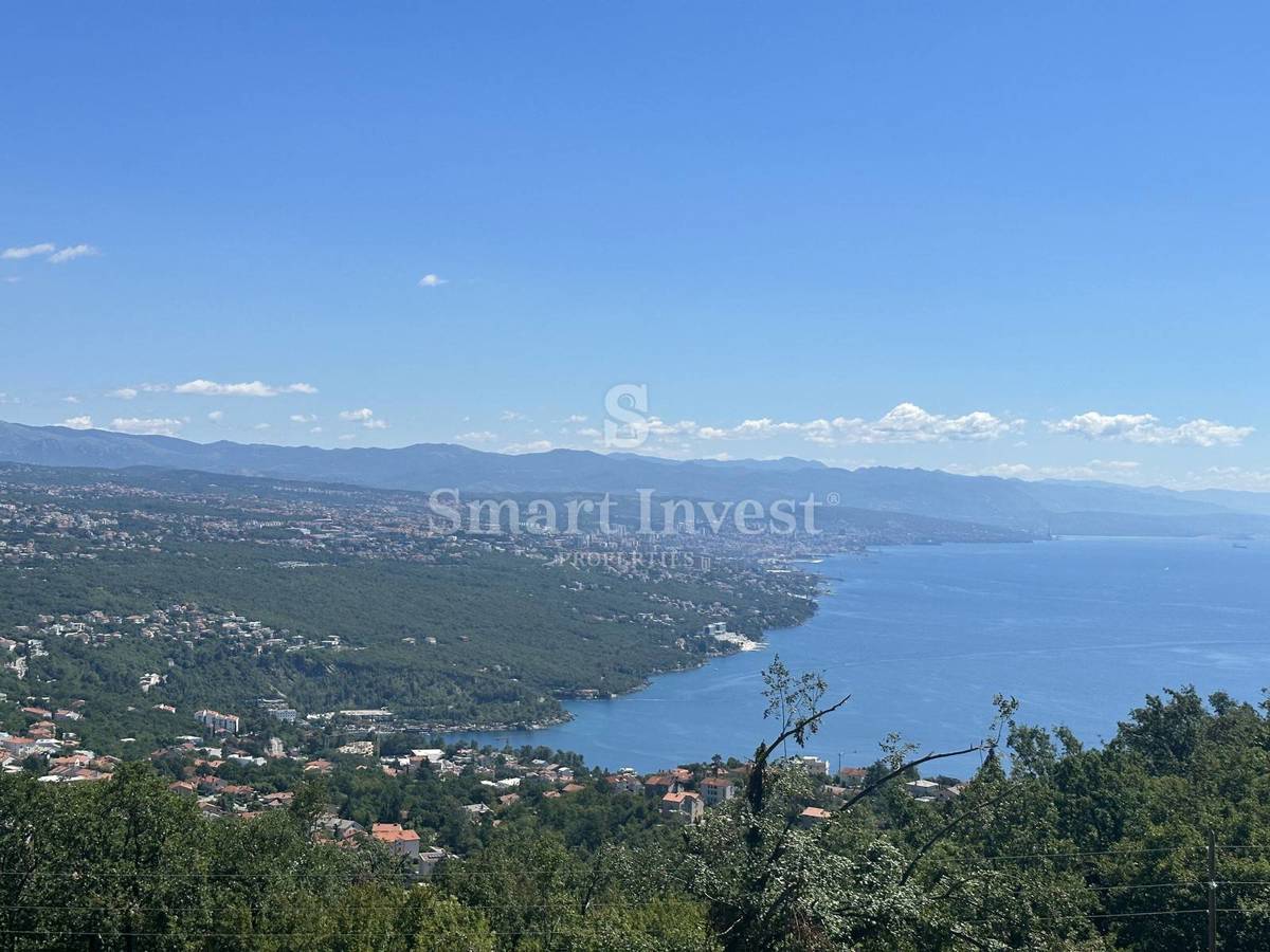 OPATIJA - BREGI, gradbeno zemljišče 5208 m2 s pogledom na morje