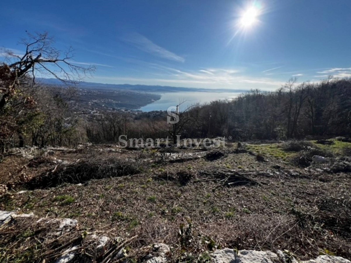 OPATIJA - BREGI, gradbeno zemljišče 5208 m2 s pogledom na morje