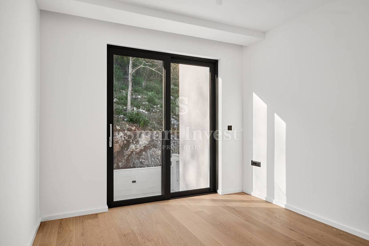 OPATIJA, luksuzen penthouse z neprekosljivim pogledom na morje in strešno teraso z bazenom