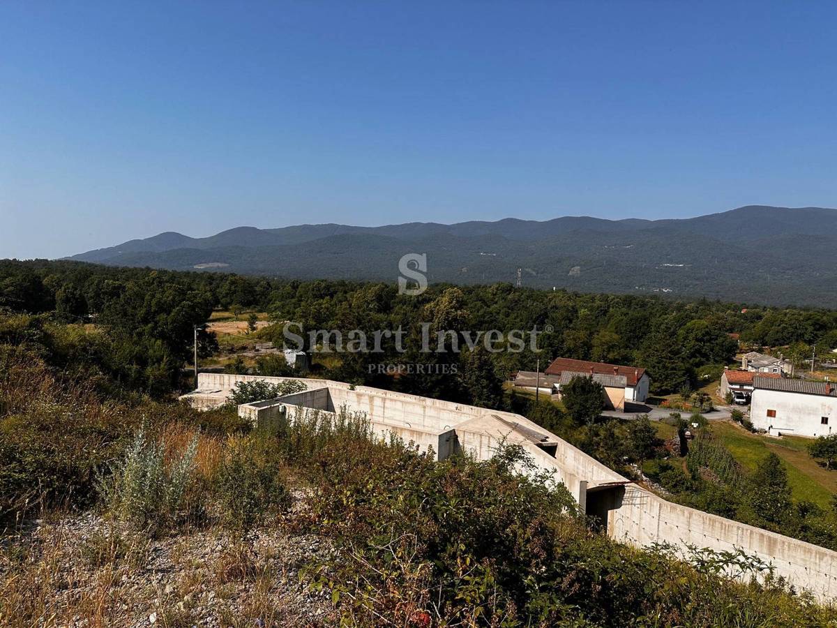 OPATIJA - MATULJI, gradbeno zemljišče s projektom