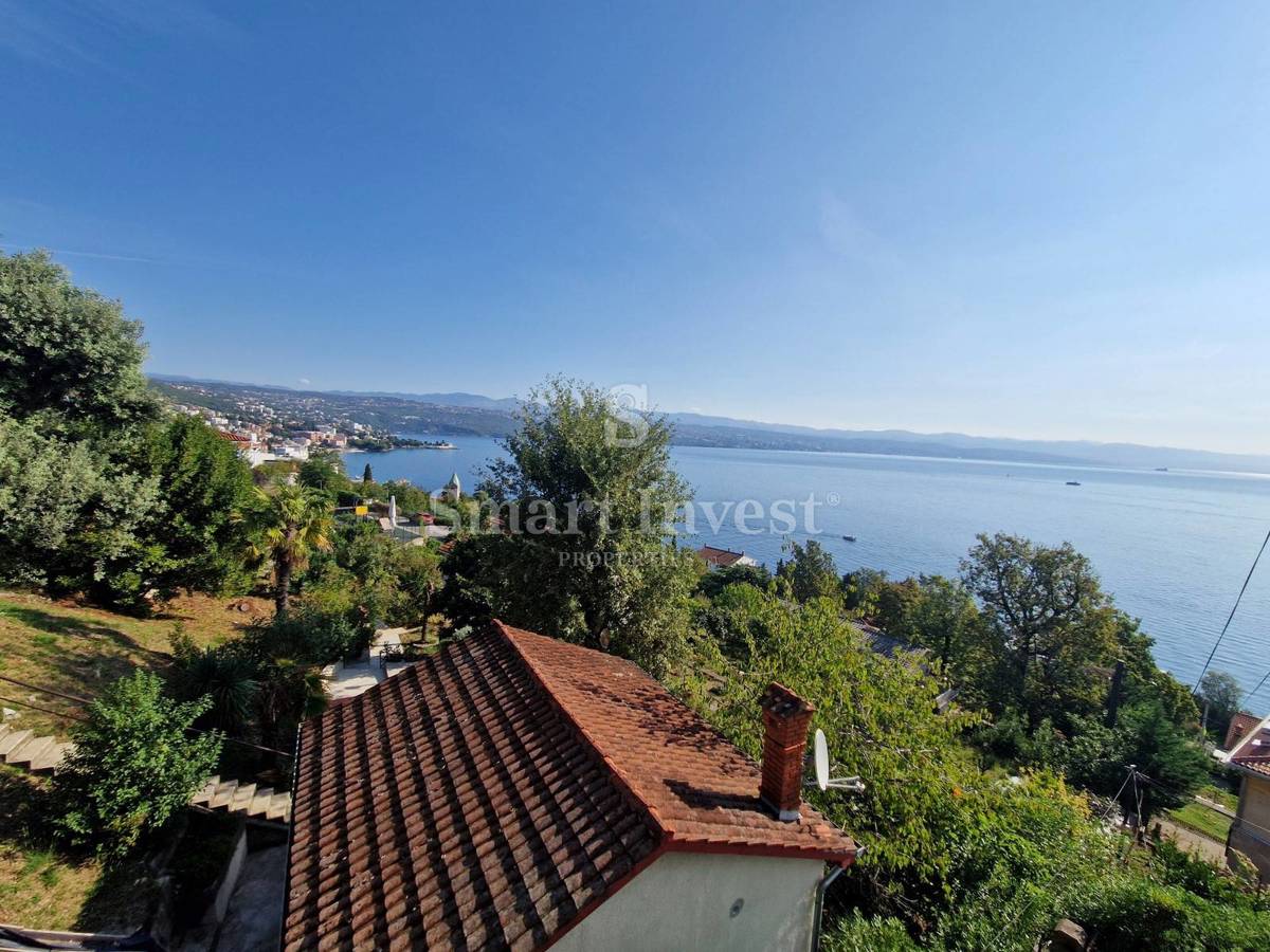 OPATIJA, stanovanje z garažo in pogledom na morje