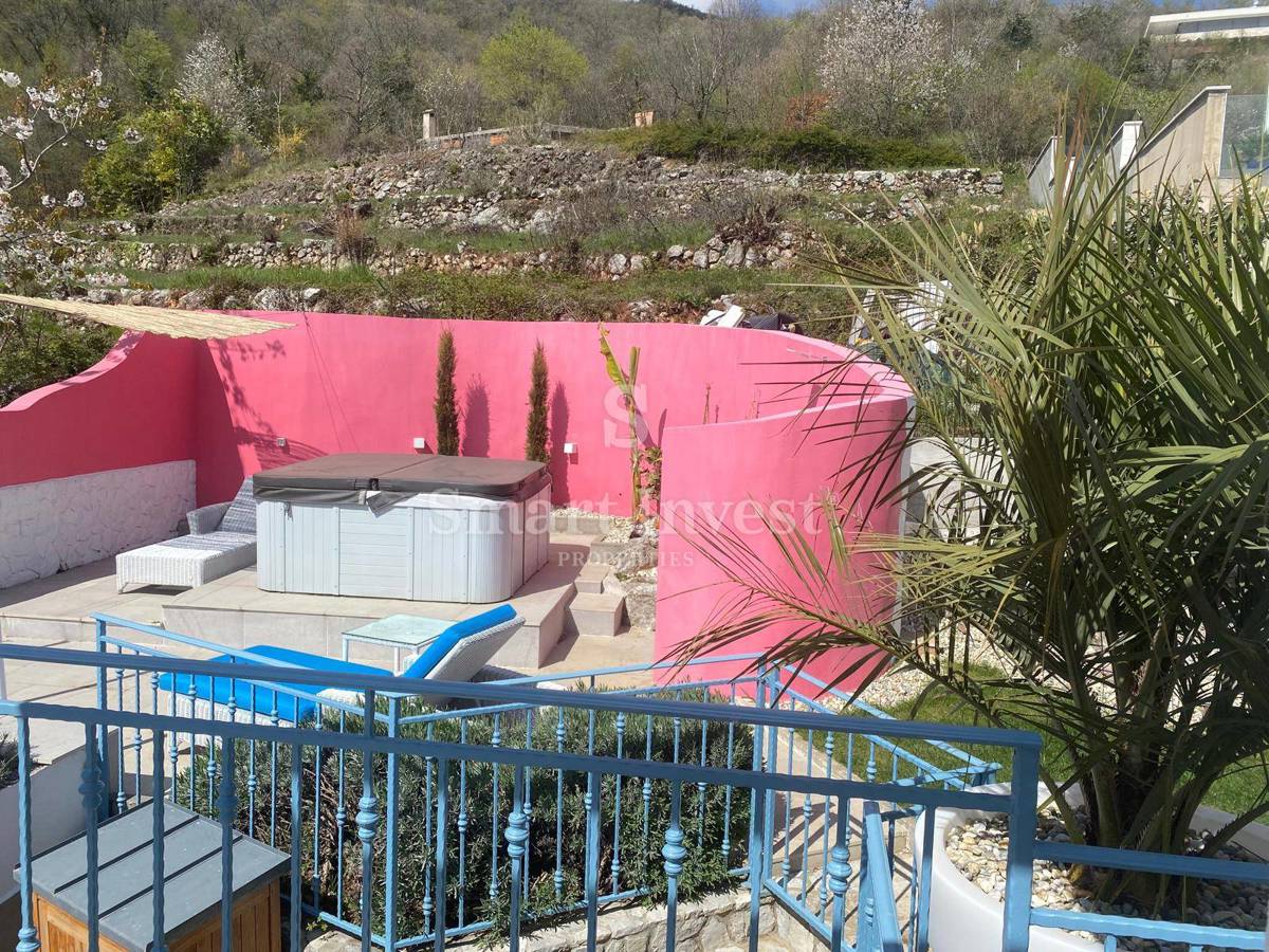 OPATIJA - BREGI, udobna hiša z bazenom in pogledom na morje