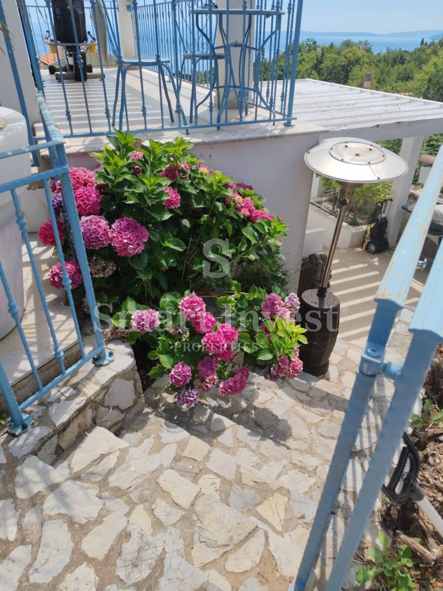 OPATIJA - BREGI, udobna hiša z bazenom in pogledom na morje