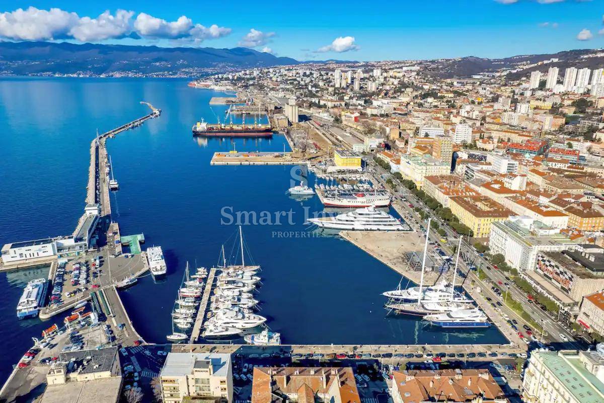 Stanovanje Centar, Rijeka, 141m2