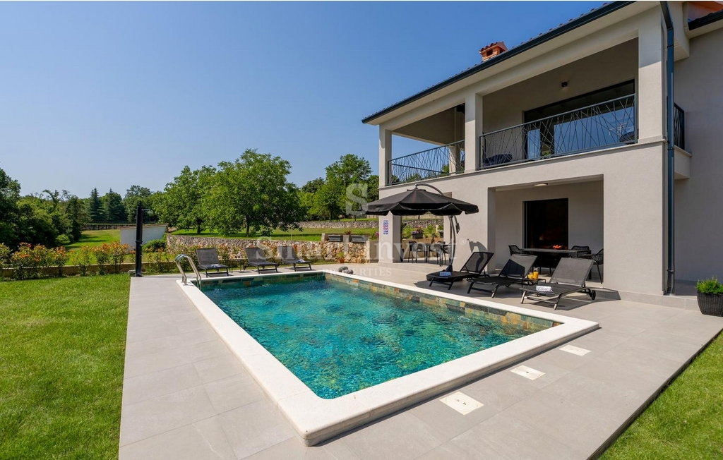 Hiša Rabac, Labin, 150m2