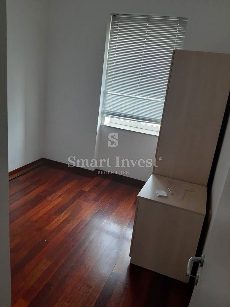 RIJEKA - CENTER, prostorno stanovanje s pogledom na morje