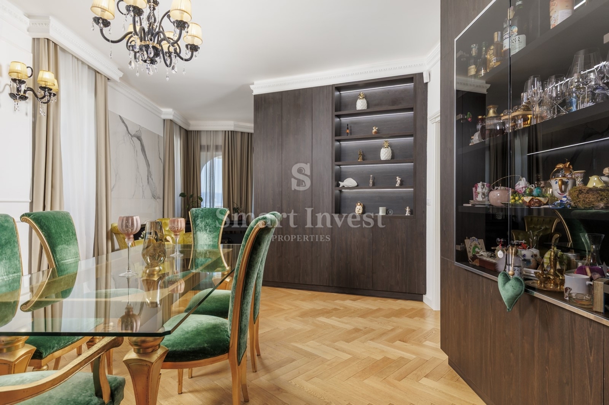 OPATIJA, luksuzni penthouse v stari vili s parkirnim mestom