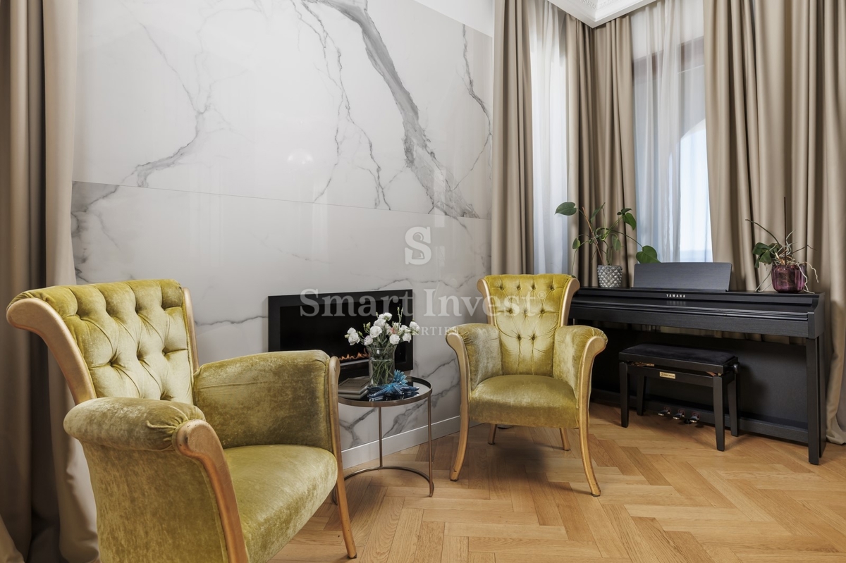 OPATIJA, luksuzni penthouse v stari vili s parkirnim mestom
