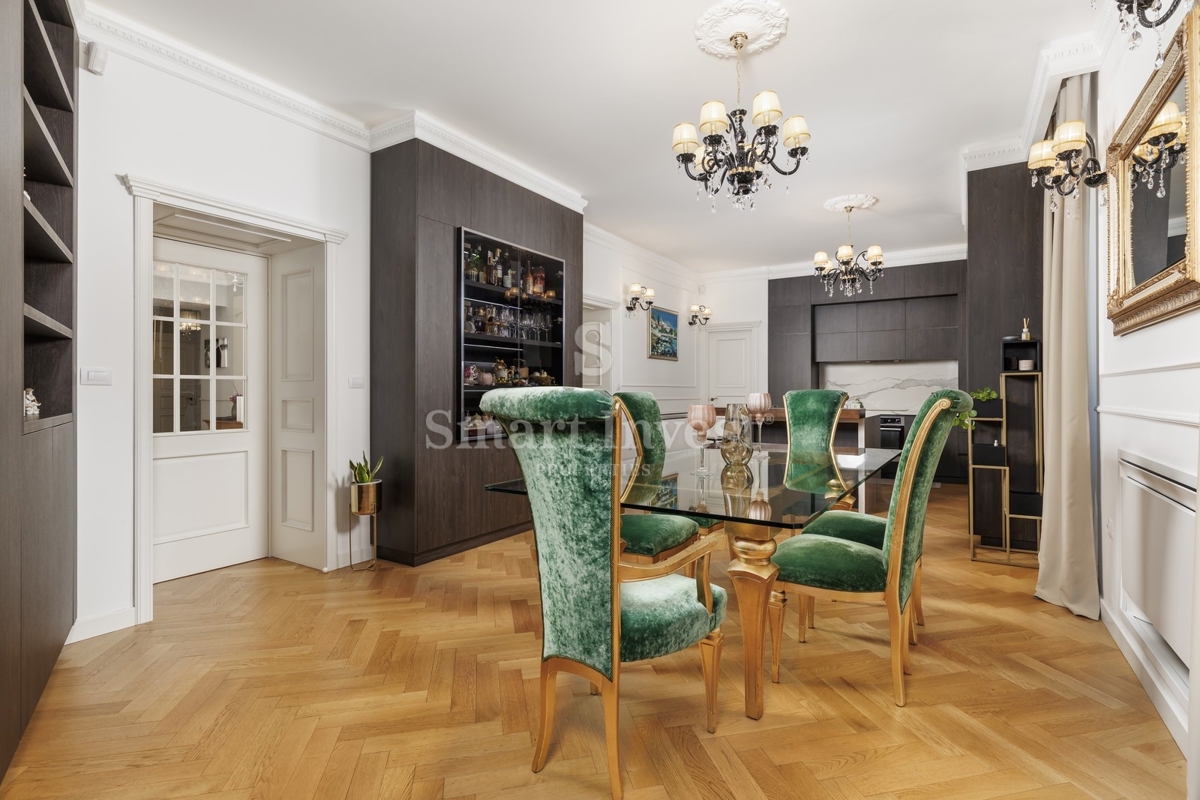 OPATIJA, luksuzni penthouse v stari vili s parkirnim mestom