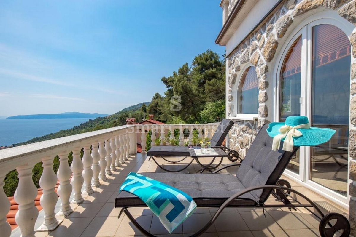 Stanovanje Lovran, 135m2