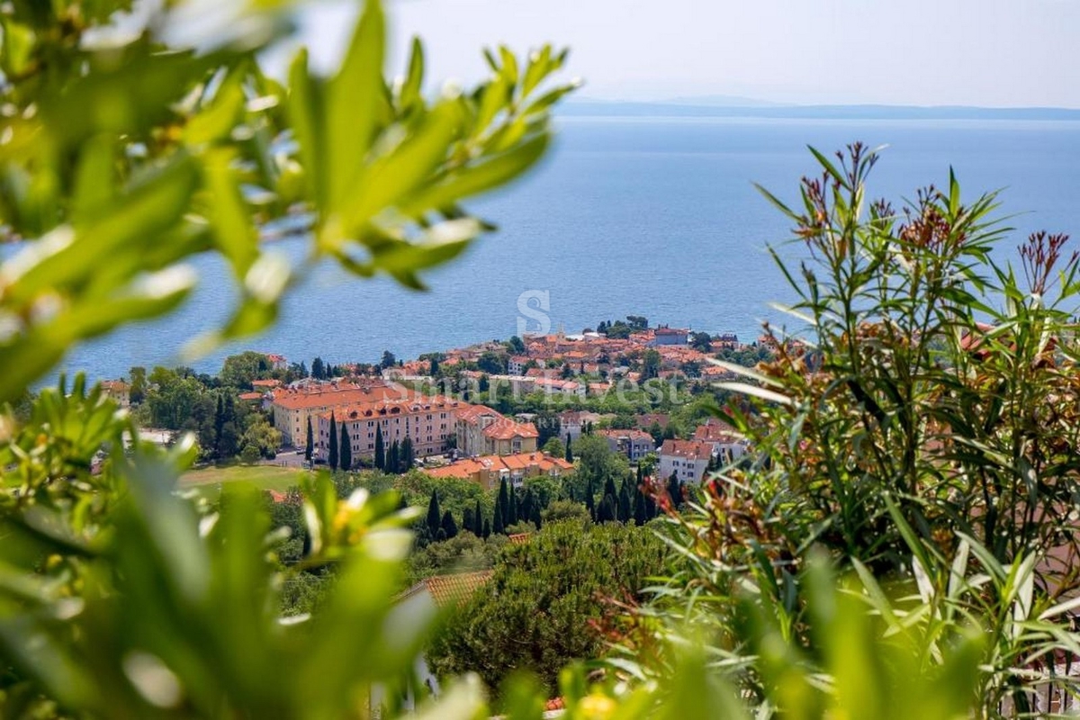 Stanovanje Lovran, 135m2