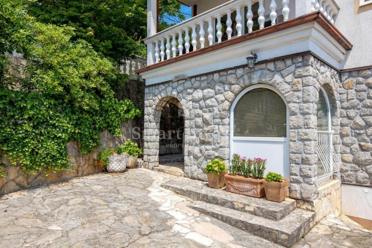 Stanovanje Lovran, 135m2