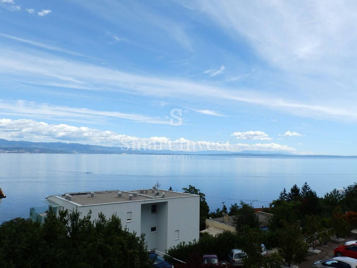 OPATIJA, 3-sobno stanovanje s pogledom na morje in garažo