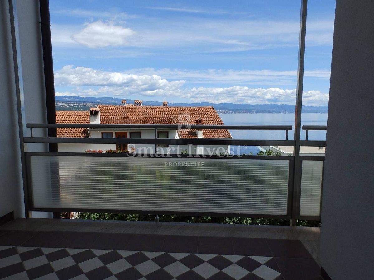 OPATIJA, 3-sobno stanovanje s pogledom na morje in garažo