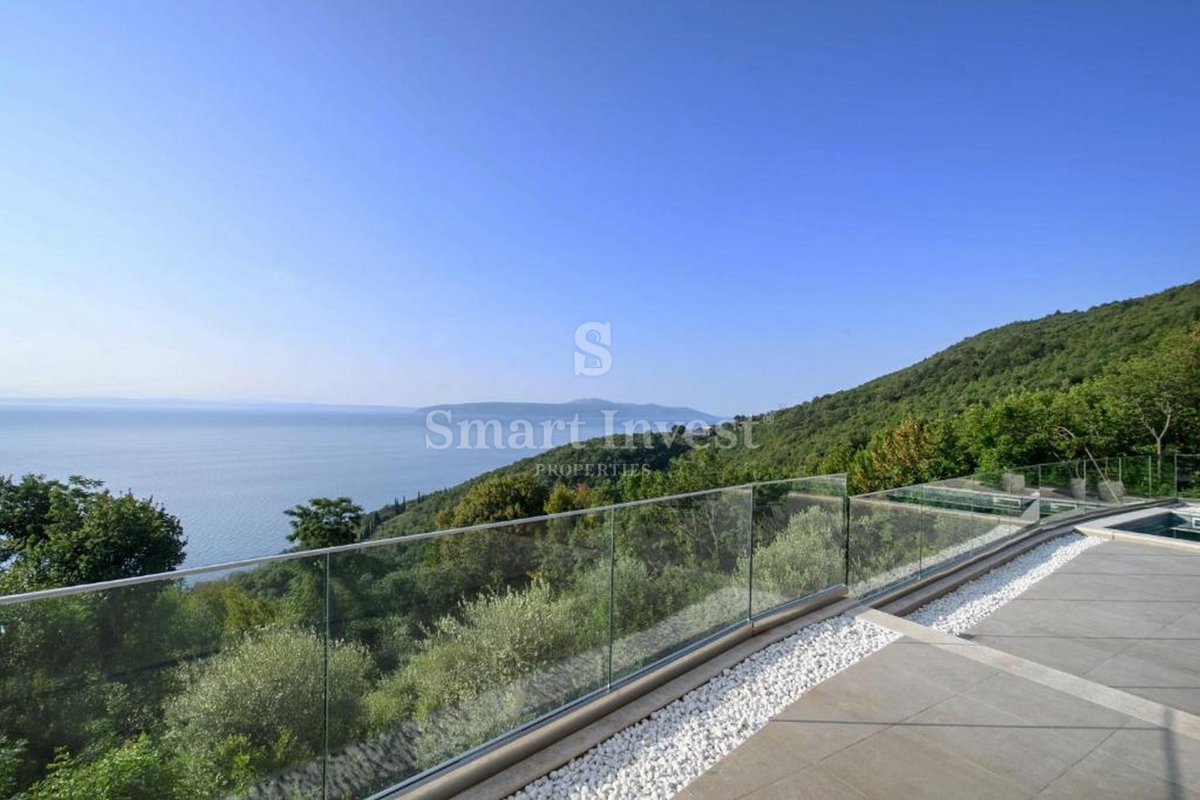 Hiša Medveja, Lovran, 235m2