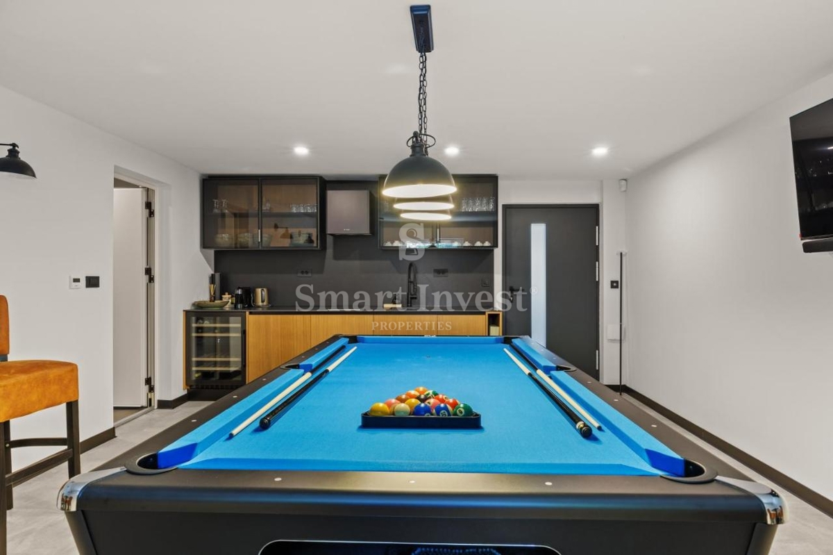 OPATIJA - OPRIĆ, luksuzna vila z bazenom v bližini morja