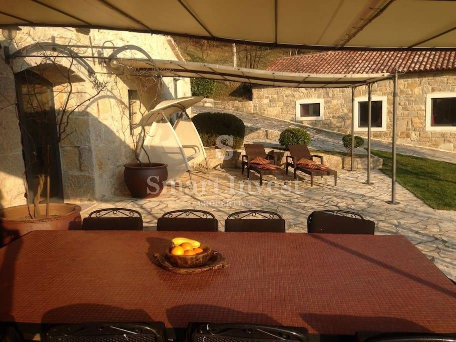 ISTRIA - LUPOGLAV, COMPLEX OF RENOVATED VILLAS