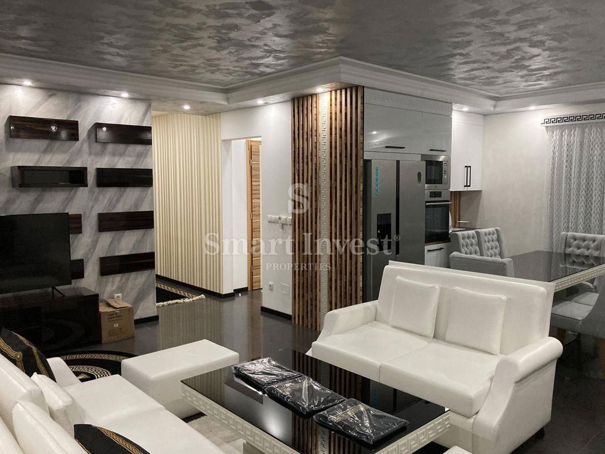 CRIKVENICA, Luxury 6-bedrooms house with pool, 500 m to the sea
