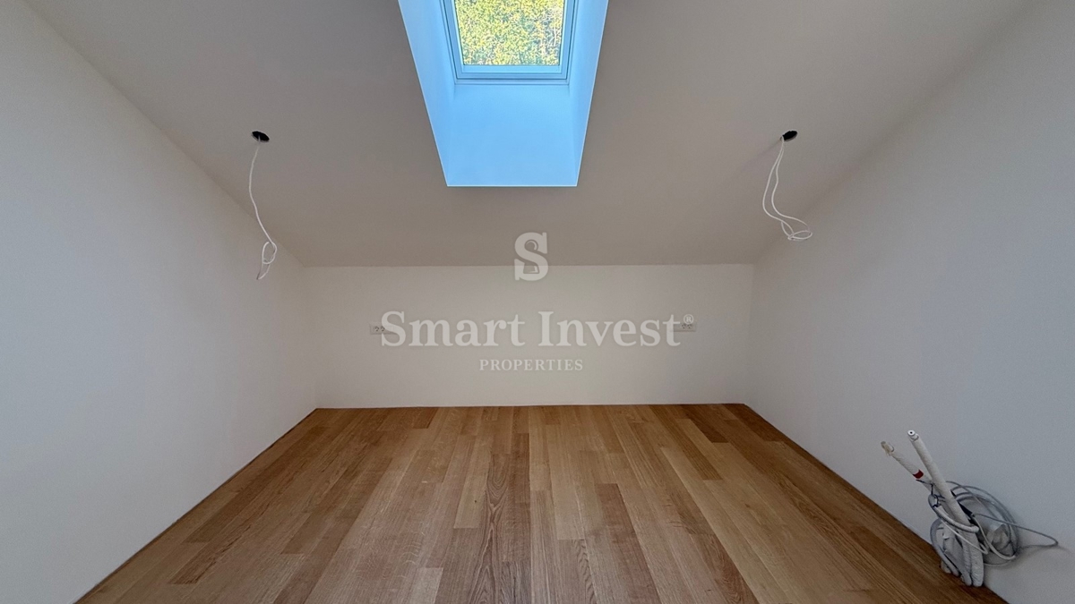 OPATIJA, Luksuzni penthouse s pogledom na morje in garažo