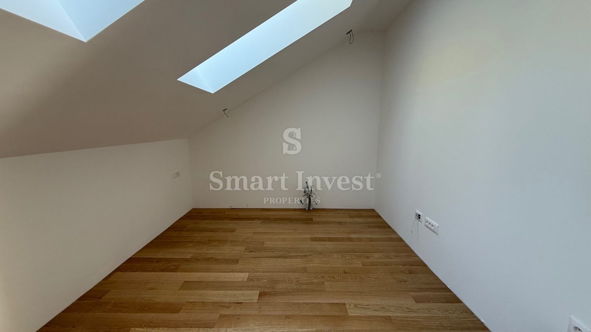 OPATIJA, Luksuzni penthouse s pogledom na morje in garažo