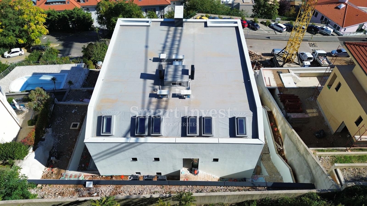 OPATIJA, Luksuzni penthouse s pogledom na morje in garažo