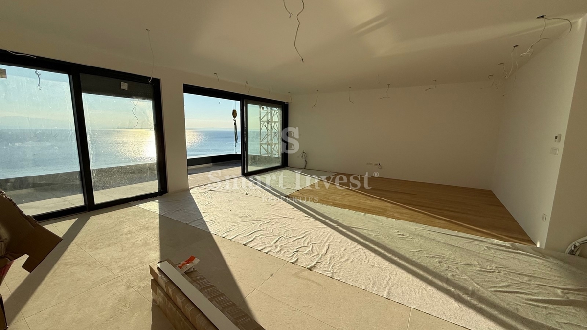 OPATIJA, Luksuzni penthouse s pogledom na morje in garažo