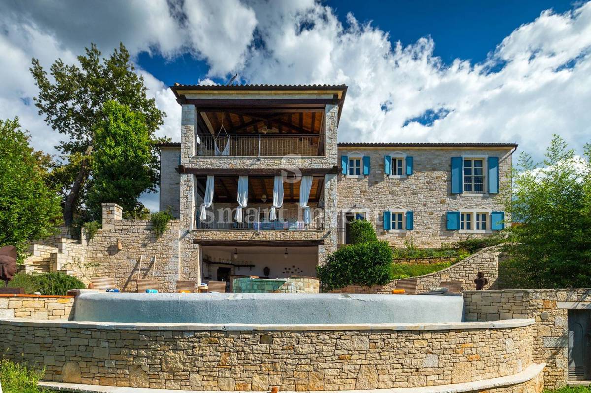 ISTRA - POREČ, Luksuzna kamnita vila z bazenom in pogledom na morje, prodamo
